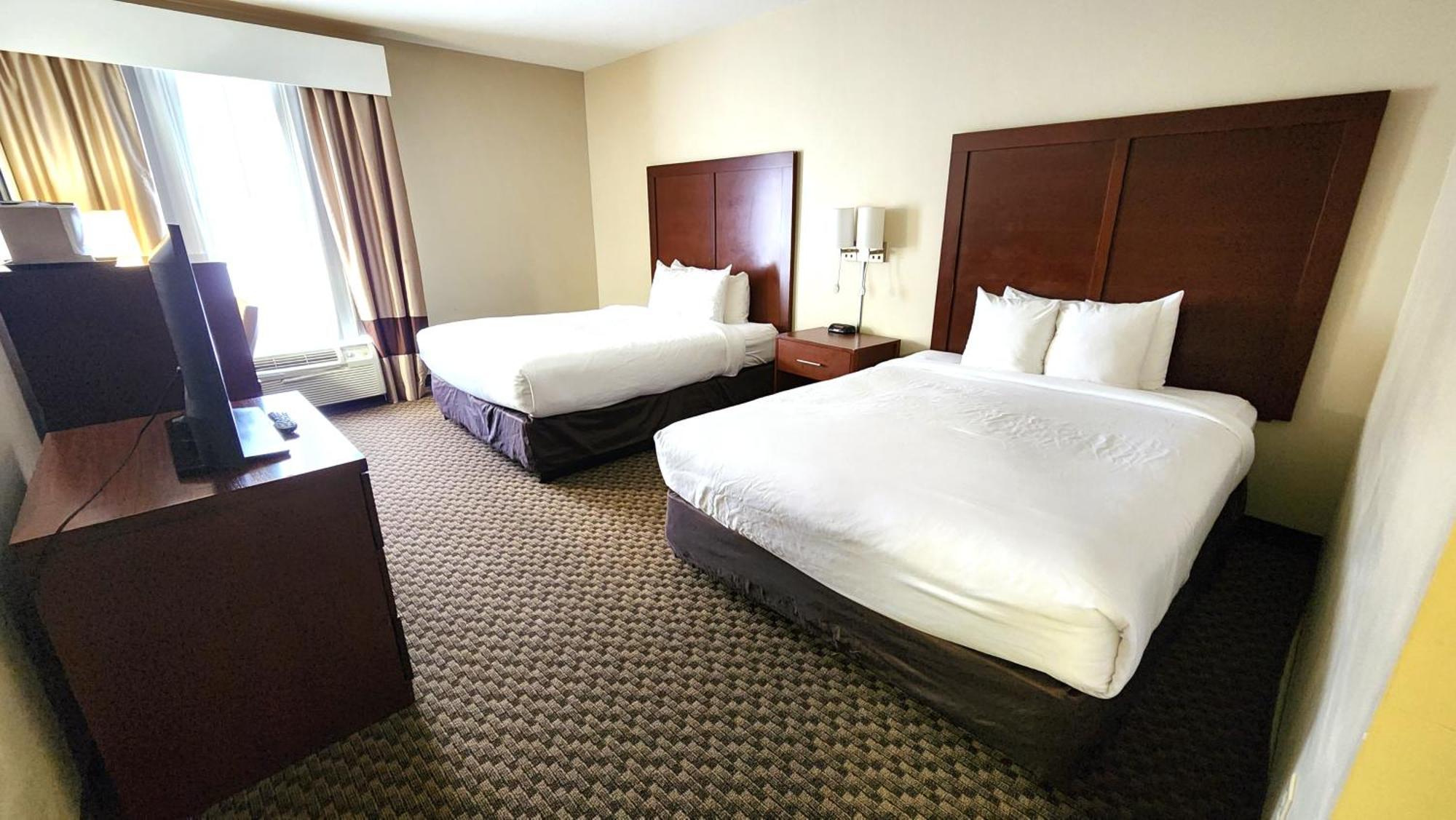 Comfort Inn & Suites Маунт Поконо Стая снимка